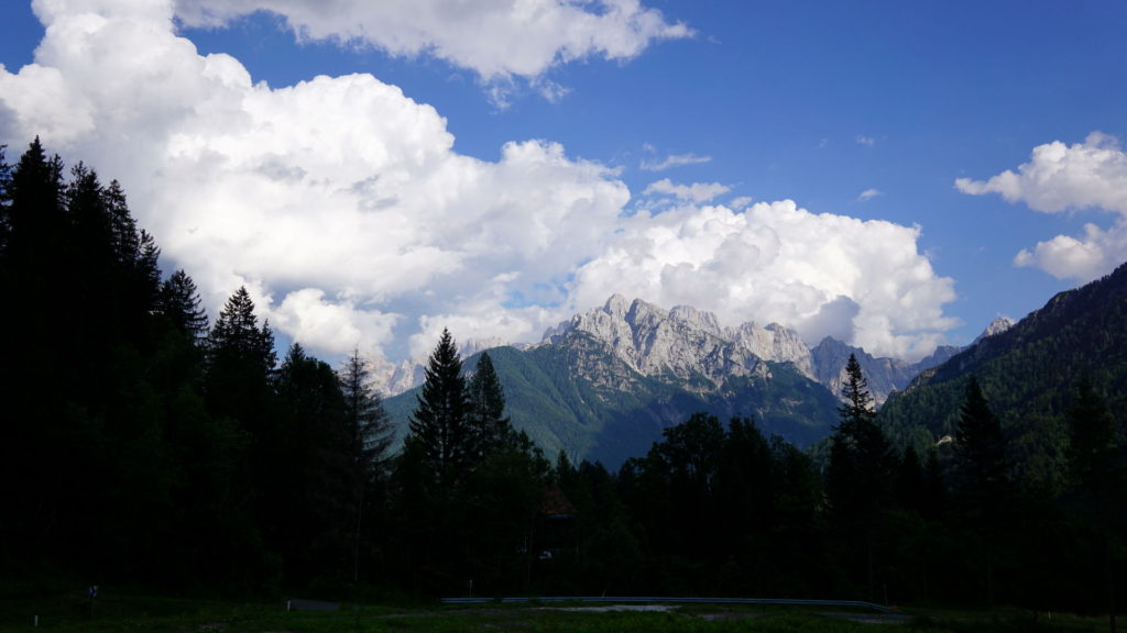 Blick auf die Julischen Alpen kurz vor Kranjska Gora